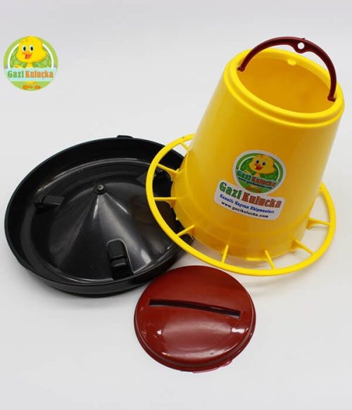 Alternative view of Tavuk Civciv Bıldırcın Yemliği 1 litre 4 Parça Temizlenir Yem Akıcı Tasarım